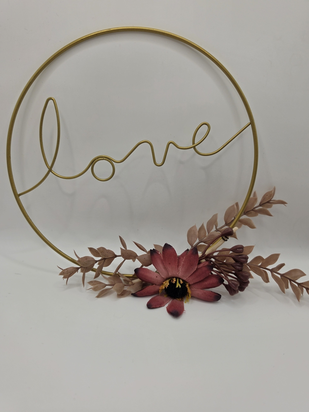 Aldera Graphics Gold 'Love' Hoop Wall Accent with Silk Mauve Daisy Floral